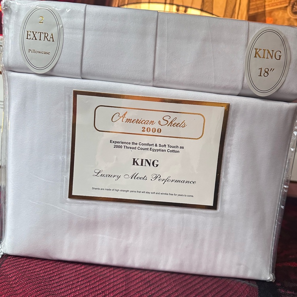 King White Bedsheets - Read description before purchasing 🥰